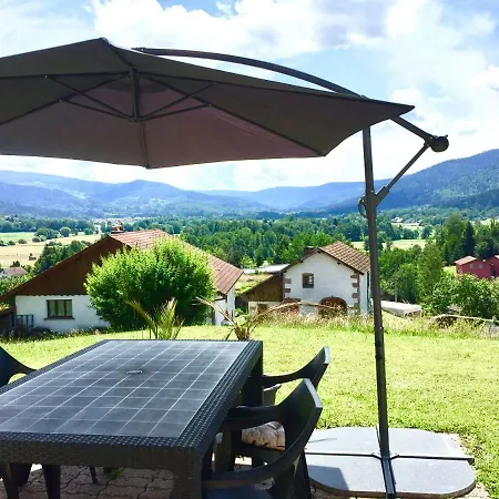 Maisonnette Vue Sur La Montagne Vagney